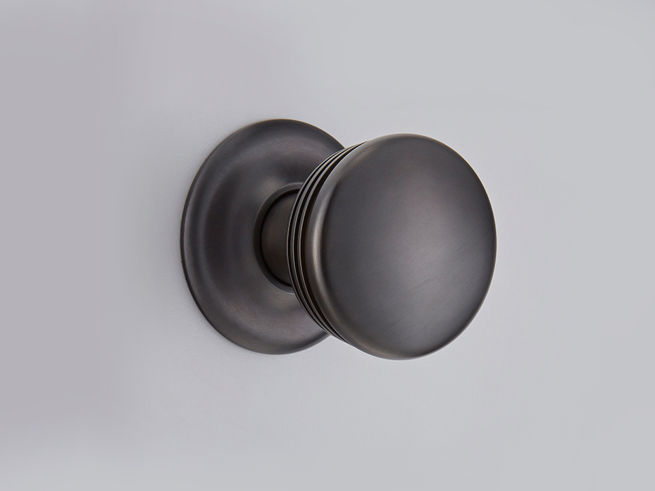 Дверная ручка-кноб на розетке Croft Legacy 116 чёрный