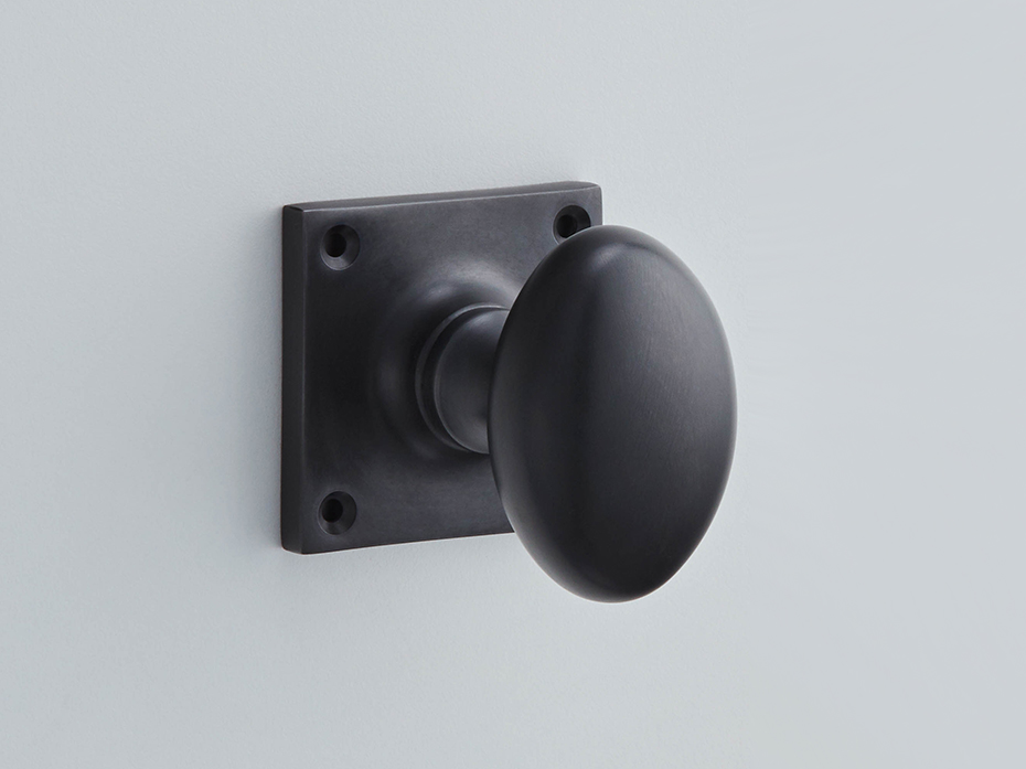 Дверная ручка-кноб на розетке Croft Oval 1754 чёрный