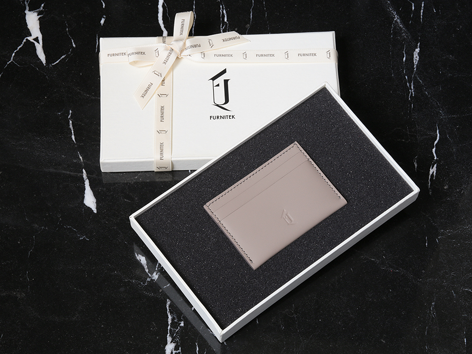 Картхолдер кожаный FURNITEK модель FG-04100811 в подарочной коробке