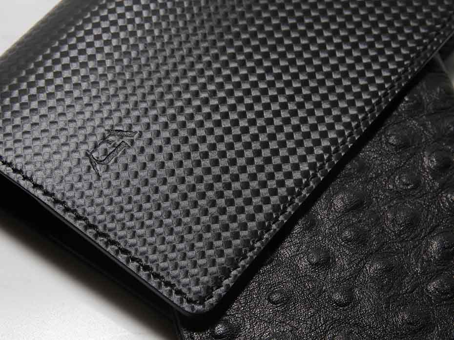 Обложка на паспорт FURNITEK модель FG-02020 из натуральной кожи цвет черный карбон