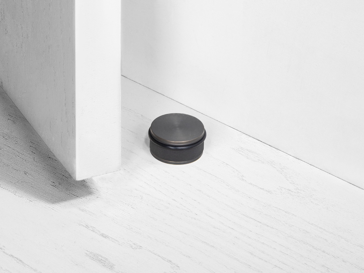 Ограничитель напольный Buster & Punch RDS-09271 матовая бронза