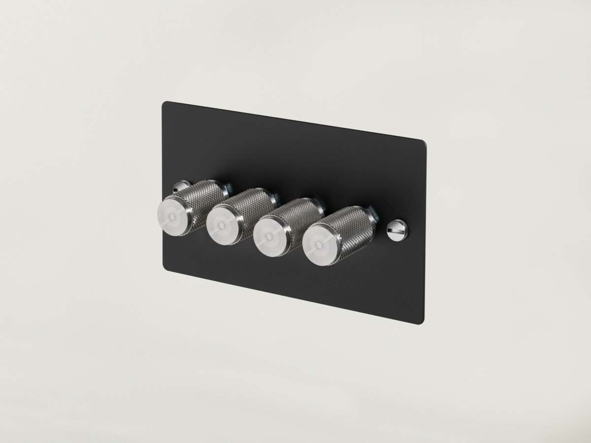 Диммер Buster & Punch четырехклавишный UK-DI-CO-4G-BL-ST-A чернёная латунь