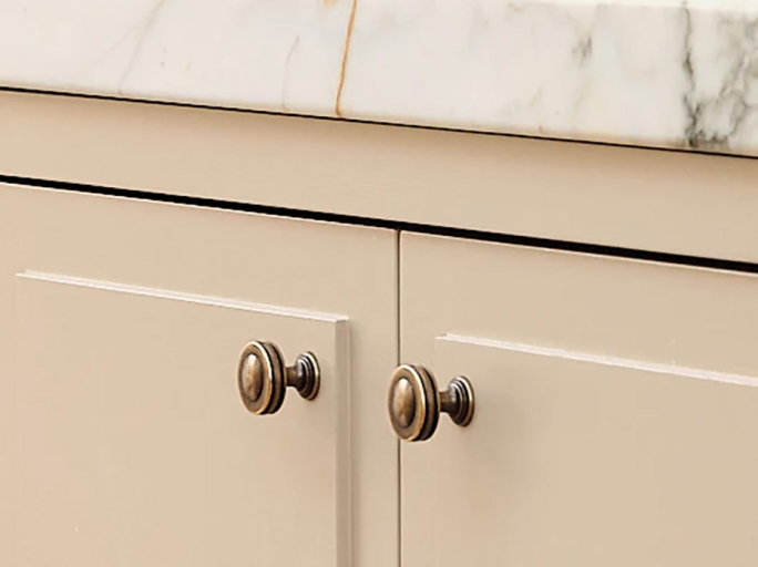 Мебельная ручка-кнопка Armac Martin Corona 25 мм полированная латунь