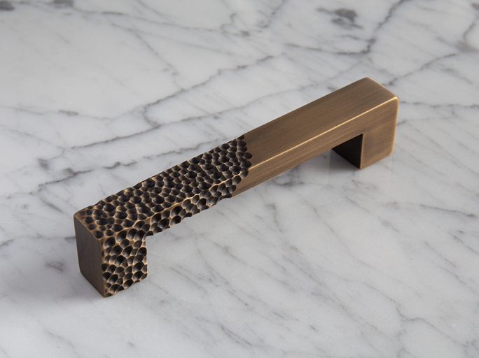 Мебельная ручка скоба Oliver Knights Drake CH II 120 мм античная латунь