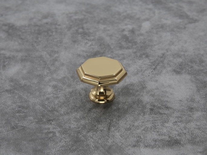 Мебельная ручка Enrico Cassina 146 полированная латунь