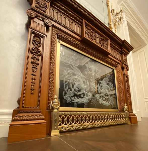 Обрамление для камина из латуни